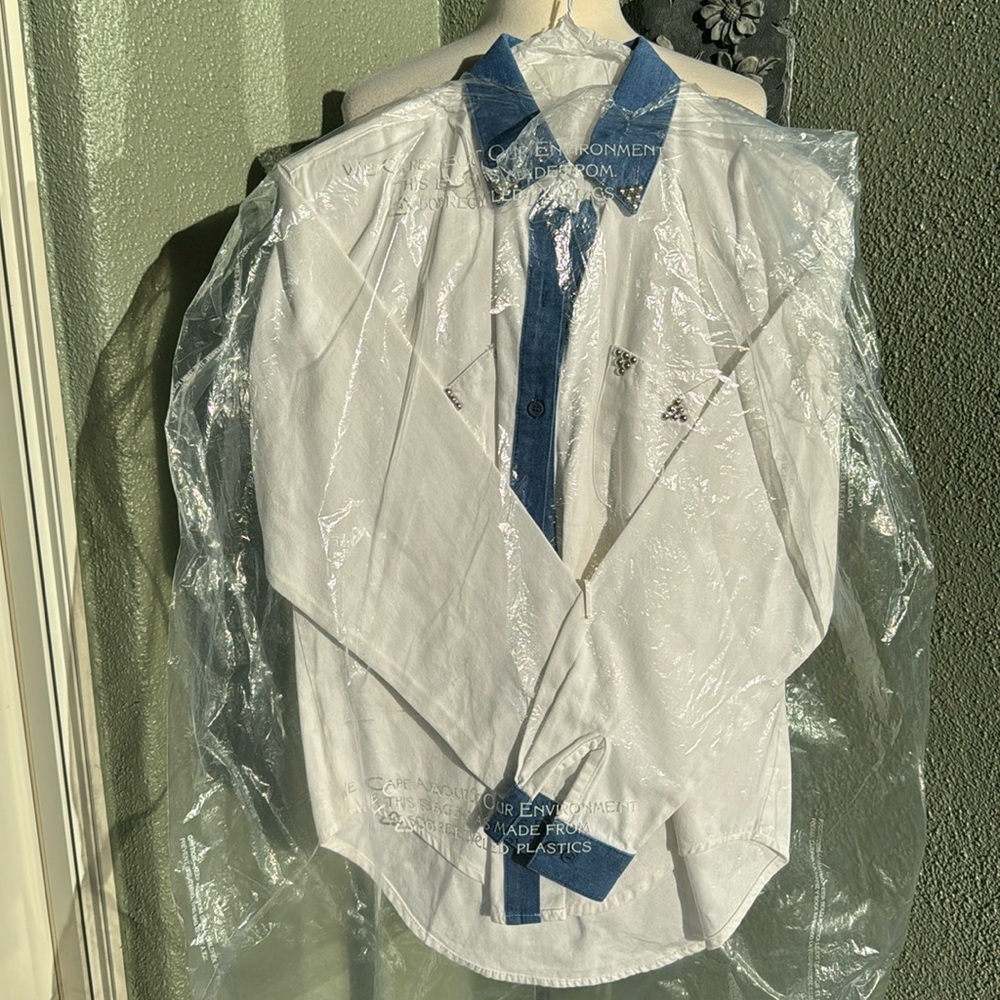 Vintage Western Denim Trim Stud Accents Button Up Shirt White 100% Cotton